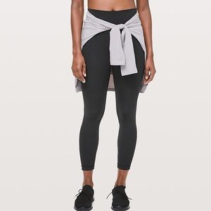 Lululemon Wonder Under 4